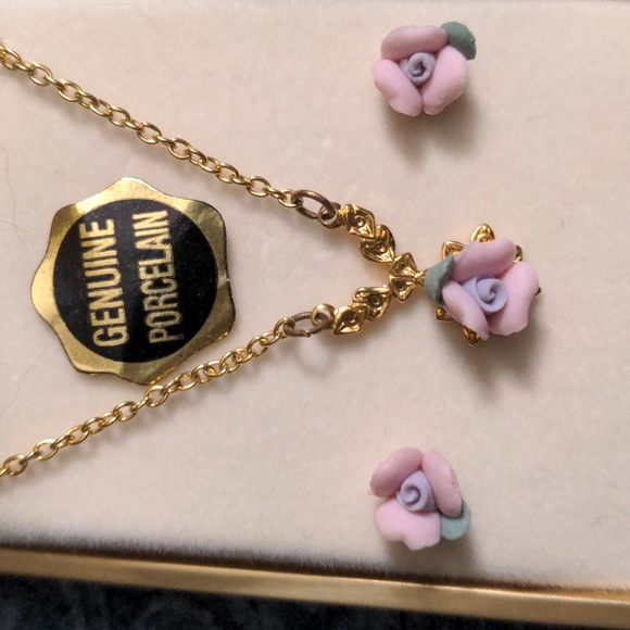 English Bone China Jewelry Lot 2 A-189 - Picture 2 of 9